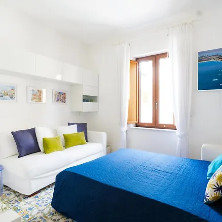 Seasuntour - Lo Scrigno Apartment Sorrento