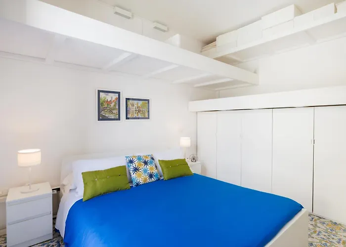 Seasuntour - Lo Scrigno Apartment Sorrento