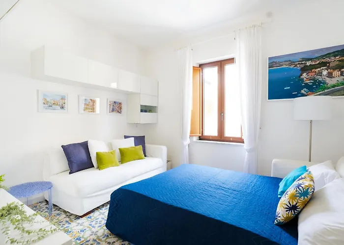 Seasuntour - Lo Scrigno Apartment Sorrento